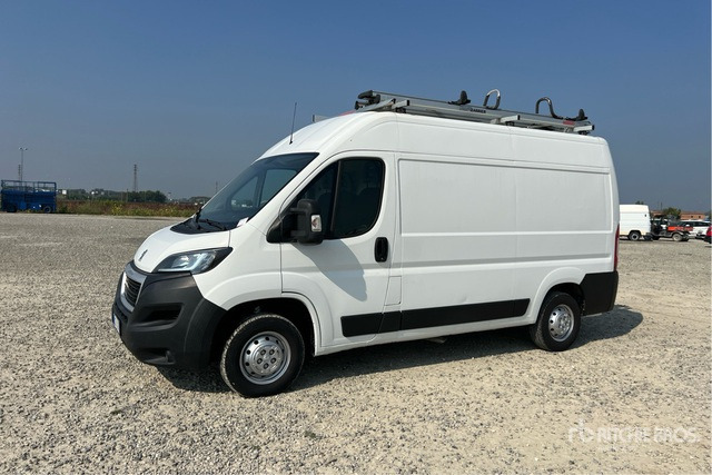 2021 Peugeot Boxer 333 L2H2 2.2 BLUEHDI 140CV S&S Van Truck - Pieni pakettiauto: kuva 2021 Peugeot Boxer 333 L2H2 2.2 BLUEHDI 140CV S&S Van Truck - Pieni pakettiauto 2021 Peugeot Boxer 333 L2H2 2.2 BLUEHDI 140CV S&S Van Truck - Pieni pakettiauto: kuva 2021 Peugeot Boxer 333 L2H2 2.2 BLUEHDI 140CV S&S Van Truck - Pieni pakettiauto