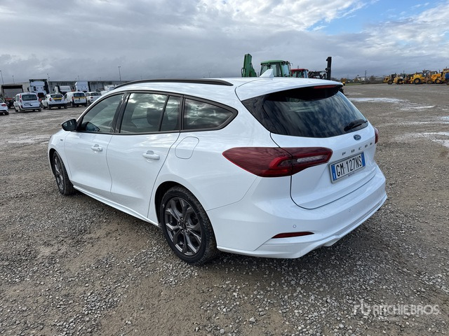 2023 Ford Focus 1.5 ECOBLUE 120CV ST-LINE AUTO Station Wagon - Farmari: kuva 2023 Ford Focus 1.5 ECOBLUE 120CV ST-LINE AUTO Station Wagon - Farmari 2023 Ford Focus 1.5 ECOBLUE 120CV ST-LINE AUTO Station Wagon - Farmari: kuva 2023 Ford Focus 1.5 ECOBLUE 120CV ST-LINE AUTO Station Wagon - Farmari