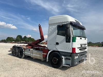 IVECO MAGIRUS 260E43/ 6x2 Sleeper - Koukkulava kuorma-auto: kuva IVECO MAGIRUS 260E43/ 6x2 Sleeper - Koukkulava kuorma-auto IVECO MAGIRUS 260E43/ 6x2 Sleeper - Koukkulava kuorma-auto: kuva IVECO MAGIRUS 260E43/ 6x2 Sleeper - Koukkulava kuorma-auto