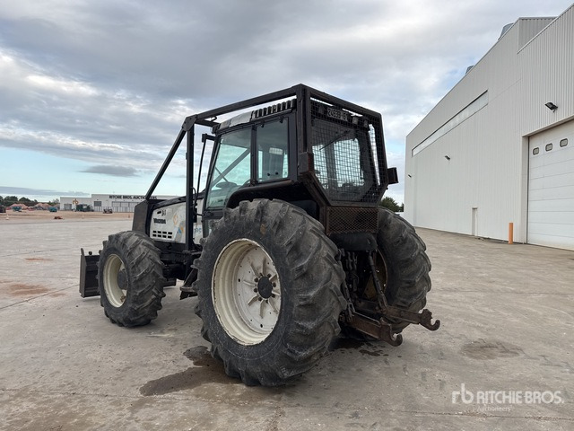2003 Valmet 8950HI 4x4 Tracteur Agricole 4WD Tractor - Traktori: kuva 2003 Valmet 8950HI 4x4 Tracteur Agricole 4WD Tractor - Traktori 2003 Valmet 8950HI 4x4 Tracteur Agricole 4WD Tractor - Traktori: kuva 2003 Valmet 8950HI 4x4 Tracteur Agricole 4WD Tractor - Traktori