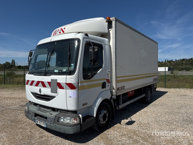 2004 Renault Midlum 180dci 4x2 Camion Fourgon 4x2 Van Truck - Umpikori kuorma-auto: kuva 2004 Renault Midlum 180dci 4x2 Camion Fourgon 4x2 Van Truck - Umpikori kuorma-auto 2004 Renault Midlum 180dci 4x2 Camion Fourgon 4x2 Van Truck - Umpikori kuorma-auto: kuva 2004 Renault Midlum 180dci 4x2 Camion Fourgon 4x2 Van Truck - Umpikori kuorma-auto