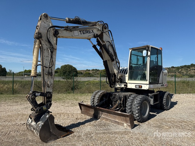 2005 Terex HML42 Pelle Sur Pneus Wheel Excavator - Pyöräalustainen kaivinkone: kuva 2005 Terex HML42 Pelle Sur Pneus Wheel Excavator - Pyöräalustainen kaivinkone 2005 Terex HML42 Pelle Sur Pneus Wheel Excavator - Pyöräalustainen kaivinkone: kuva 2005 Terex HML42 Pelle Sur Pneus Wheel Excavator - Pyöräalustainen kaivinkone