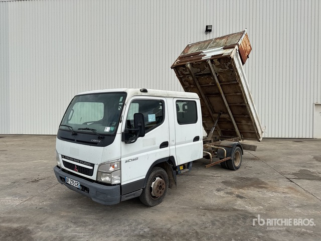 2007 Mitsubishi Canter 3C13D 4x2 Camion Benne (Inoperable) Dump Truck: Light Duty - Kippiauto kuorma-auto: kuva 2007 Mitsubishi Canter 3C13D 4x2 Camion Benne (Inoperable) Dump Truck: Light Duty - Kippiauto kuorma-auto 2007 Mitsubishi Canter 3C13D 4x2 Camion Benne (Inoperable) Dump Truck: Light Duty - Kippiauto kuorma-auto: kuva 2007 Mitsubishi Canter 3C13D 4x2 Camion Benne (Inoperable) Dump Truck: Light Duty - Kippiauto kuorma-auto