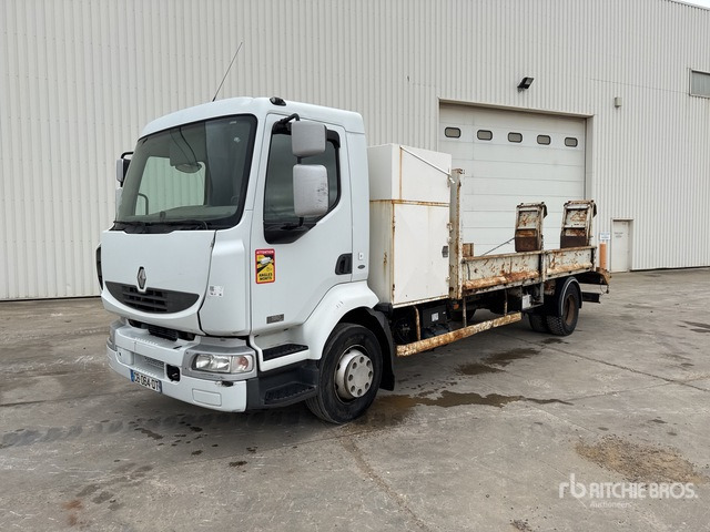 2007 Renault Midlum 4x2 Camion Plateau 4x2 Flatbed Truck - Lava-kuorma-auto: kuva 2007 Renault Midlum 4x2 Camion Plateau 4x2 Flatbed Truck - Lava-kuorma-auto 2007 Renault Midlum 4x2 Camion Plateau 4x2 Flatbed Truck - Lava-kuorma-auto: kuva 2007 Renault Midlum 4x2 Camion Plateau 4x2 Flatbed Truck - Lava-kuorma-auto