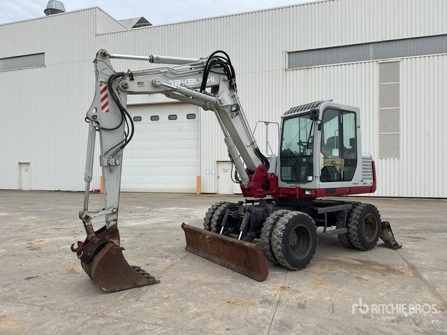 2007 Takeuchi TB175 Pelle Sur Pneus Wheel Excavator - Pyöräalustainen kaivinkone: kuva 2007 Takeuchi TB175 Pelle Sur Pneus Wheel Excavator - Pyöräalustainen kaivinkone 2007 Takeuchi TB175 Pelle Sur Pneus Wheel Excavator - Pyöräalustainen kaivinkone: kuva 2007 Takeuchi TB175 Pelle Sur Pneus Wheel Excavator - Pyöräalustainen kaivinkone