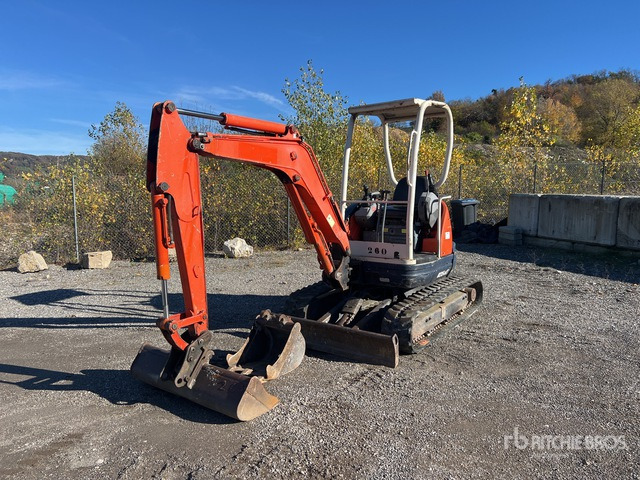 2010 Kubota U25-3 Mini-Pelle Mini Excavator: <6.6t - Minikuormaaja: kuva 2010 Kubota U25-3 Mini-Pelle Mini Excavator: <6.6t - Minikuormaaja 2010 Kubota U25-3 Mini-Pelle Mini Excavator: <6.6t - Minikuormaaja: kuva 2010 Kubota U25-3 Mini-Pelle Mini Excavator: <6.6t - Minikuormaaja