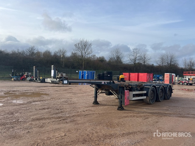 2011 Fruehauf T38NOTM2AEA Tri/A Extendable Semi-Remorque ... Container Trailer - Konttialus/ Vaihtokuormatilat perävaunu: kuva 2011 Fruehauf T38NOTM2AEA Tri/A Extendable Semi-Remorque ... Container Trailer - Konttialus/ Vaihtokuormatilat perävaunu 2011 Fruehauf T38NOTM2AEA Tri/A Extendable Semi-Remorque ... Container Trailer - Konttialus/ Vaihtokuormatilat perävaunu: kuva 2011 Fruehauf T38NOTM2AEA Tri/A Extendable Semi-Remorque ... Container Trailer - Konttialus/ Vaihtokuormatilat perävaunu