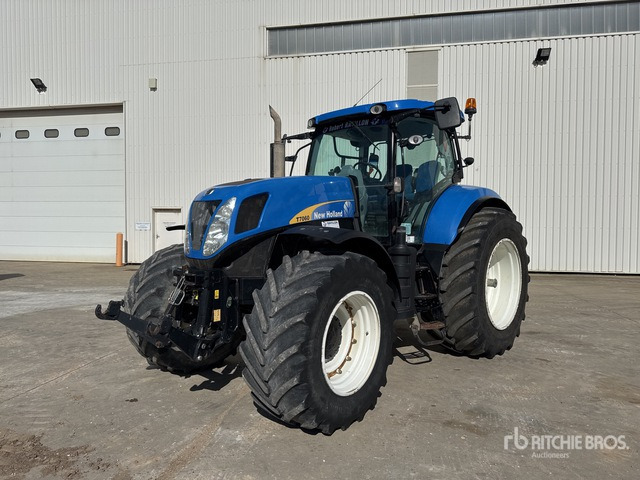 2011 New Holland T7060 Power Command Tracteur Agricole 4WD Tractor - Traktori: kuva 2011 New Holland T7060 Power Command Tracteur Agricole 4WD Tractor - Traktori 2011 New Holland T7060 Power Command Tracteur Agricole 4WD Tractor - Traktori: kuva 2011 New Holland T7060 Power Command Tracteur Agricole 4WD Tractor - Traktori