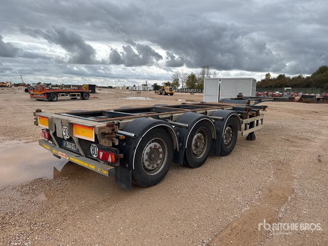 2012 Fruehauf D.0033.06.02 Tri/A Remorque Porte-Conteneur ... Container Trailer - Konttialus/ Vaihtokuormatilat perävaunu: kuva 2012 Fruehauf D.0033.06.02 Tri/A Remorque Porte-Conteneur ... Container Trailer - Konttialus/ Vaihtokuormatilat perävaunu 2012 Fruehauf D.0033.06.02 Tri/A Remorque Porte-Conteneur ... Container Trailer - Konttialus/ Vaihtokuormatilat perävaunu: kuva 2012 Fruehauf D.0033.06.02 Tri/A Remorque Porte-Conteneur ... Container Trailer - Konttialus/ Vaihtokuormatilat perävaunu