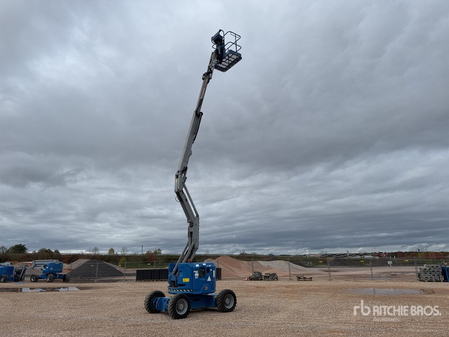 2012 Genie Z34/22 4WD Diesel Nacelle Articulee Articulating Boom Lift - Puomilava: kuva 2012 Genie Z34/22 4WD Diesel Nacelle Articulee Articulating Boom Lift - Puomilava 2012 Genie Z34/22 4WD Diesel Nacelle Articulee Articulating Boom Lift - Puomilava: kuva 2012 Genie Z34/22 4WD Diesel Nacelle Articulee Articulating Boom Lift - Puomilava