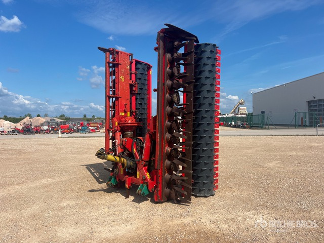 2012 Kverneland NG-S 101 F35 6 m 3-Point Herse Rotative Power Harrow - Vaakatasojyrsin: kuva 2012 Kverneland NG-S 101 F35 6 m 3-Point Herse Rotative Power Harrow - Vaakatasojyrsin 2012 Kverneland NG-S 101 F35 6 m 3-Point Herse Rotative Power Harrow - Vaakatasojyrsin: kuva 2012 Kverneland NG-S 101 F35 6 m 3-Point Herse Rotative Power Harrow - Vaakatasojyrsin