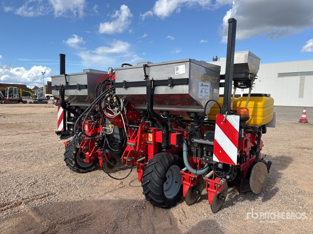 2012 Matermacc MS 8130 6 Row Semoir Monograine 6 Rangs Planter - Tarkkuuskylvökone: kuva 2012 Matermacc MS 8130 6 Row Semoir Monograine 6 Rangs Planter - Tarkkuuskylvökone 2012 Matermacc MS 8130 6 Row Semoir Monograine 6 Rangs Planter - Tarkkuuskylvökone: kuva 2012 Matermacc MS 8130 6 Row Semoir Monograine 6 Rangs Planter - Tarkkuuskylvökone