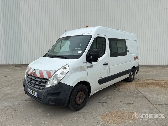 2013 Renault Master DCI 125 Vehicule Utilitaire Cargo Van - Pakettiauto, Jatko-ohjaamo kevyt kuorma-auto: kuva 2013 Renault Master DCI 125 Vehicule Utilitaire Cargo Van - Pakettiauto, Jatko-ohjaamo kevyt kuorma-auto 2013 Renault Master DCI 125 Vehicule Utilitaire Cargo Van - Pakettiauto, Jatko-ohjaamo kevyt kuorma-auto: kuva 2013 Renault Master DCI 125 Vehicule Utilitaire Cargo Van - Pakettiauto, Jatko-ohjaamo kevyt kuorma-auto