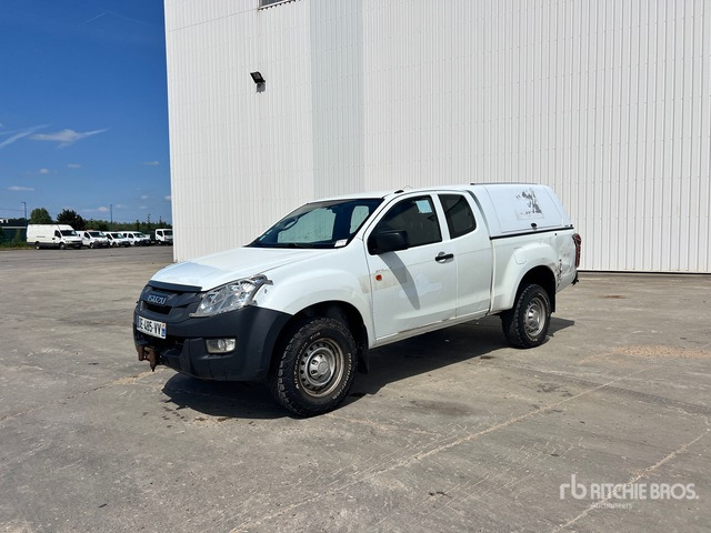 2014 Isuzu D-MAX 4x4 Crew Cab Pick-up Pickup - Avolava-auto: kuva 2014 Isuzu D-MAX 4x4 Crew Cab Pick-up Pickup - Avolava-auto 2014 Isuzu D-MAX 4x4 Crew Cab Pick-up Pickup - Avolava-auto: kuva 2014 Isuzu D-MAX 4x4 Crew Cab Pick-up Pickup - Avolava-auto