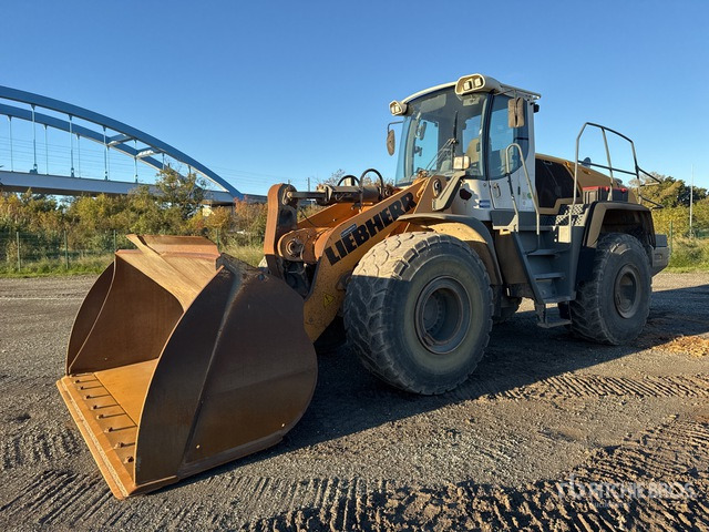 2014 Liebherr L576 Chargeuse Sur Pneus Wheel Loader - Pyöräkuormaaja: kuva 2014 Liebherr L576 Chargeuse Sur Pneus Wheel Loader - Pyöräkuormaaja 2014 Liebherr L576 Chargeuse Sur Pneus Wheel Loader - Pyöräkuormaaja: kuva 2014 Liebherr L576 Chargeuse Sur Pneus Wheel Loader - Pyöräkuormaaja