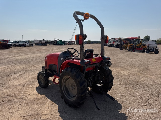 2015 Kubota STW34R 4WD Tracteur Utilitaire (Inoper ... Utility Tractor - Pientraktori: kuva 2015 Kubota STW34R 4WD Tracteur Utilitaire (Inoper ... Utility Tractor - Pientraktori 2015 Kubota STW34R 4WD Tracteur Utilitaire (Inoper ... Utility Tractor - Pientraktori: kuva 2015 Kubota STW34R 4WD Tracteur Utilitaire (Inoper ... Utility Tractor - Pientraktori