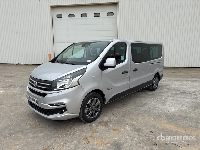 2017 Fiat Talento 125 Ecojet Mini Bus 9 Places Passenger Van - Pikkubussi, Jatko-ohjaamo kevyt kuorma-auto: kuva 2017 Fiat Talento 125 Ecojet Mini Bus 9 Places Passenger Van - Pikkubussi, Jatko-ohjaamo kevyt kuorma-auto 2017 Fiat Talento 125 Ecojet Mini Bus 9 Places Passenger Van - Pikkubussi, Jatko-ohjaamo kevyt kuorma-auto: kuva 2017 Fiat Talento 125 Ecojet Mini Bus 9 Places Passenger Van - Pikkubussi, Jatko-ohjaamo kevyt kuorma-auto