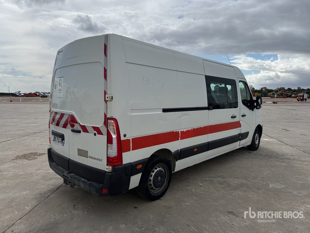 2017 Renault Master Vehicule Utilitaire Cargo Van - Pakettiauto, Jatko-ohjaamo kevyt kuorma-auto: kuva 2017 Renault Master Vehicule Utilitaire Cargo Van - Pakettiauto, Jatko-ohjaamo kevyt kuorma-auto 2017 Renault Master Vehicule Utilitaire Cargo Van - Pakettiauto, Jatko-ohjaamo kevyt kuorma-auto: kuva 2017 Renault Master Vehicule Utilitaire Cargo Van - Pakettiauto, Jatko-ohjaamo kevyt kuorma-auto