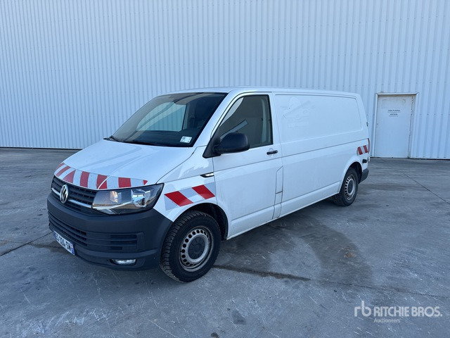 2017 Volkswagen Transporter TDI 4 Motion Vehicule Utilitaire Cargo Van - Pieni pakettiauto: kuva 2017 Volkswagen Transporter TDI 4 Motion Vehicule Utilitaire Cargo Van - Pieni pakettiauto 2017 Volkswagen Transporter TDI 4 Motion Vehicule Utilitaire Cargo Van - Pieni pakettiauto: kuva 2017 Volkswagen Transporter TDI 4 Motion Vehicule Utilitaire Cargo Van - Pieni pakettiauto