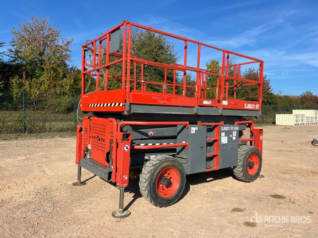 2019 Skyjack SJ8831 RT 4x4 Nacelle Ciseaux Scissor Lift - Saksilava: kuva  2019 Skyjack SJ8831 RT 4x4 Nacelle Ciseaux Scissor Lift - Saksilava 2019 Skyjack SJ8831 RT 4x4 Nacelle Ciseaux Scissor Lift - Saksilava: kuva  2019 Skyjack SJ8831 RT 4x4 Nacelle Ciseaux Scissor Lift - Saksilava