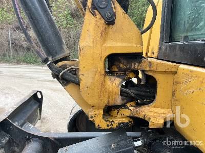 Minikuormaaja CAT 305.5E2 Mini-Pelle: kuva Minikuormaaja CAT 305.5E2 Mini-Pelle