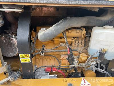 Minikuormaaja CAT 305.5E2 Mini-Pelle: kuva Minikuormaaja CAT 305.5E2 Mini-Pelle
