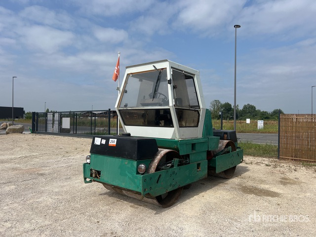 Dynapac CC21II Double Drum Roller - Tiejyrä: kuva Dynapac CC21II Double Drum Roller - Tiejyrä Dynapac CC21II Double Drum Roller - Tiejyrä: kuva Dynapac CC21II Double Drum Roller - Tiejyrä