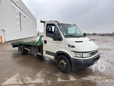 IVECO 35C14HPI 4x2 Vehicule Utilitaire - Hinausauto: kuva IVECO 35C14HPI 4x2 Vehicule Utilitaire - Hinausauto IVECO 35C14HPI 4x2 Vehicule Utilitaire - Hinausauto: kuva IVECO 35C14HPI 4x2 Vehicule Utilitaire - Hinausauto