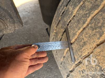 Kippiauto puoliperävaunu KRONE SD Tri/A Semi-Remorque A Rideaux C ...: kuva Kippiauto puoliperävaunu KRONE SD Tri/A Semi-Remorque A Rideaux C ...