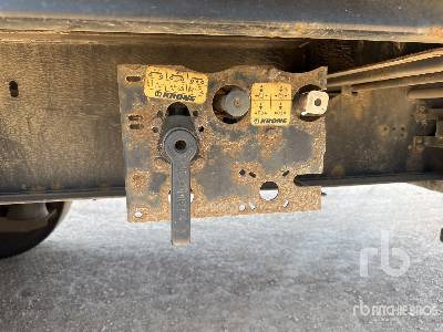 Kippiauto puoliperävaunu KRONE SD Tri/A Semi-Remorque A Rideaux C ...: kuva Kippiauto puoliperävaunu KRONE SD Tri/A Semi-Remorque A Rideaux C ...