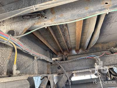 Kippiauto puoliperävaunu KRONE SD Tri/A Semi-Remorque A Rideaux C ...: kuva Kippiauto puoliperävaunu KRONE SD Tri/A Semi-Remorque A Rideaux C ...