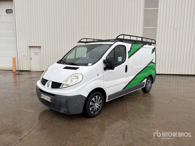 2011 Renault Trafic Vehicule Utilitaire Cargo Van - Tavara-auto: kuva 2011 Renault Trafic Vehicule Utilitaire Cargo Van - Tavara-auto 2011 Renault Trafic Vehicule Utilitaire Cargo Van - Tavara-auto: kuva 2011 Renault Trafic Vehicule Utilitaire Cargo Van - Tavara-auto