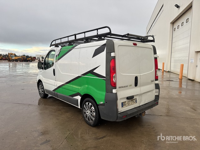 2011 Renault Trafic Vehicule Utilitaire Cargo Van - Tavara-auto: kuva 2011 Renault Trafic Vehicule Utilitaire Cargo Van - Tavara-auto 2011 Renault Trafic Vehicule Utilitaire Cargo Van - Tavara-auto: kuva 2011 Renault Trafic Vehicule Utilitaire Cargo Van - Tavara-auto