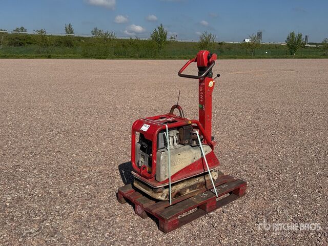 Wacker Neuson Vibratory Plate Compactor - Tärylevy: kuva Wacker Neuson Vibratory Plate Compactor - Tärylevy Wacker Neuson Vibratory Plate Compactor - Tärylevy: kuva Wacker Neuson Vibratory Plate Compactor - Tärylevy