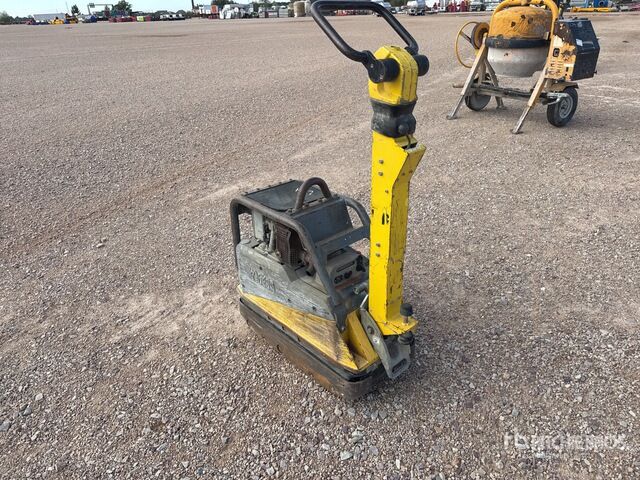 Wacker Neuson Vibratory Plate Compactor - Tärylevy: kuva Wacker Neuson Vibratory Plate Compactor - Tärylevy Wacker Neuson Vibratory Plate Compactor - Tärylevy: kuva Wacker Neuson Vibratory Plate Compactor - Tärylevy