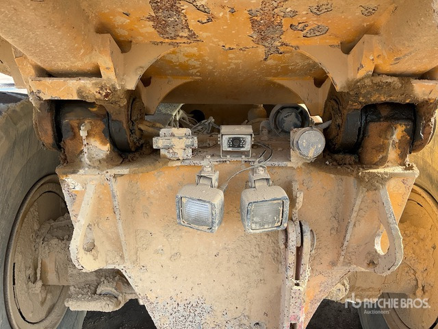 2004 Volvo A25D 6x6 Articulated Dump Truck - Nivelkippiauto: kuva 2004 Volvo A25D 6x6 Articulated Dump Truck - Nivelkippiauto 2004 Volvo A25D 6x6 Articulated Dump Truck - Nivelkippiauto: kuva 2004 Volvo A25D 6x6 Articulated Dump Truck - Nivelkippiauto