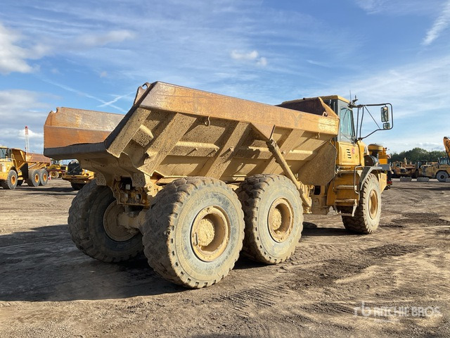 2006 Bell B25D Articulated Dump Truck - Nivelkippiauto: kuva 2006 Bell B25D Articulated Dump Truck - Nivelkippiauto 2006 Bell B25D Articulated Dump Truck - Nivelkippiauto: kuva 2006 Bell B25D Articulated Dump Truck - Nivelkippiauto