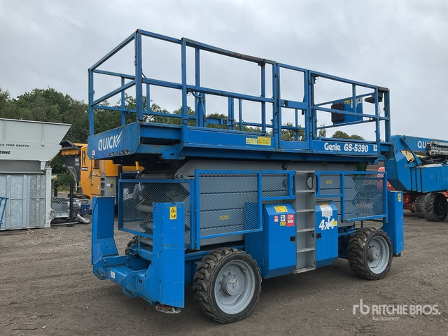 2007 Genie GS5390 4x4 Diesel Scissor Lift - Saksilava: kuva 2007 Genie GS5390 4x4 Diesel Scissor Lift - Saksilava 2007 Genie GS5390 4x4 Diesel Scissor Lift - Saksilava: kuva 2007 Genie GS5390 4x4 Diesel Scissor Lift - Saksilava