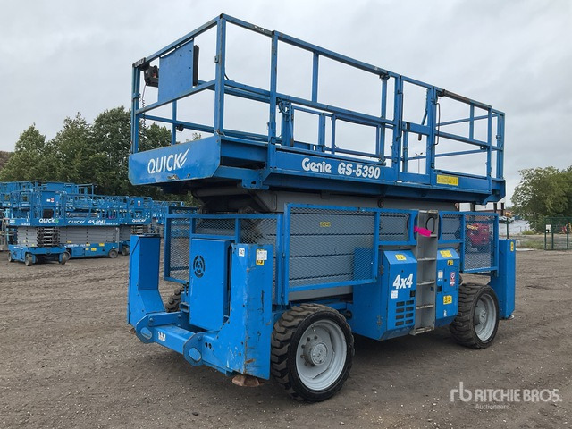 2007 Genie GS5390 4x4 Diesel Scissor Lift - Saksilava: kuva 2007 Genie GS5390 4x4 Diesel Scissor Lift - Saksilava 2007 Genie GS5390 4x4 Diesel Scissor Lift - Saksilava: kuva 2007 Genie GS5390 4x4 Diesel Scissor Lift - Saksilava