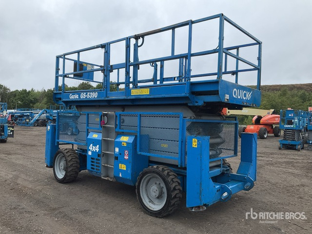 2007 Genie GS5390 4x4 Diesel Scissor Lift - Saksilava: kuva 2007 Genie GS5390 4x4 Diesel Scissor Lift - Saksilava 2007 Genie GS5390 4x4 Diesel Scissor Lift - Saksilava: kuva 2007 Genie GS5390 4x4 Diesel Scissor Lift - Saksilava