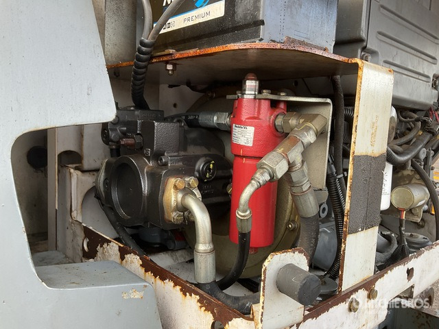 2008 Haulotte HA16PXNT 4WD Diesel Articulating Boom Lift - Puomilava: kuva 2008 Haulotte HA16PXNT 4WD Diesel Articulating Boom Lift - Puomilava 2008 Haulotte HA16PXNT 4WD Diesel Articulating Boom Lift - Puomilava: kuva 2008 Haulotte HA16PXNT 4WD Diesel Articulating Boom Lift - Puomilava