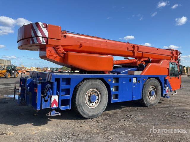 2008 Terex Demag AC40/2L 5 t 4x4 All Terrain Crane - Kaikki maastonosturi: kuva  2008 Terex Demag AC40/2L 5 t 4x4 All Terrain Crane - Kaikki maastonosturi 2008 Terex Demag AC40/2L 5 t 4x4 All Terrain Crane - Kaikki maastonosturi: kuva  2008 Terex Demag AC40/2L 5 t 4x4 All Terrain Crane - Kaikki maastonosturi