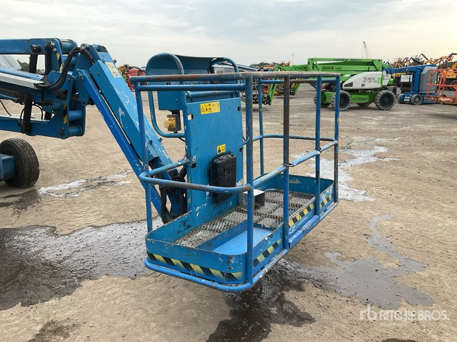 2012 Genie Z45/25J 2WD Hybrid Articulating Boom Lift - Puomilava: kuva 2012 Genie Z45/25J 2WD Hybrid Articulating Boom Lift - Puomilava 2012 Genie Z45/25J 2WD Hybrid Articulating Boom Lift - Puomilava: kuva 2012 Genie Z45/25J 2WD Hybrid Articulating Boom Lift - Puomilava