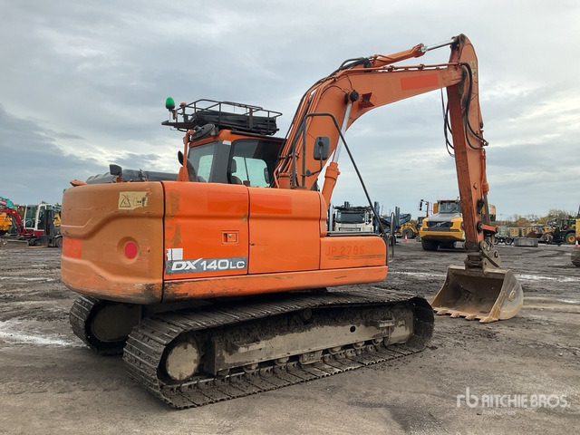 2013 Doosan DX140 LC Tracked Excavator - Telakaivukone: kuva 2013 Doosan DX140 LC Tracked Excavator - Telakaivukone 2013 Doosan DX140 LC Tracked Excavator - Telakaivukone: kuva 2013 Doosan DX140 LC Tracked Excavator - Telakaivukone
