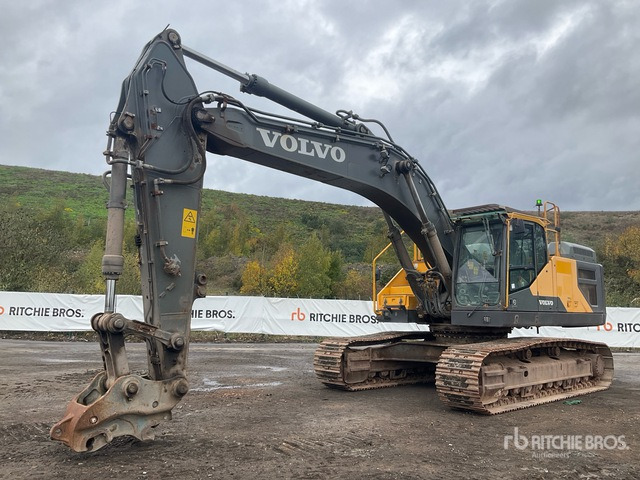 2014 Volvo EC380 EL Tracked Excavator - Telakaivukone: kuva 2014 Volvo EC380 EL Tracked Excavator - Telakaivukone 2014 Volvo EC380 EL Tracked Excavator - Telakaivukone: kuva 2014 Volvo EC380 EL Tracked Excavator - Telakaivukone