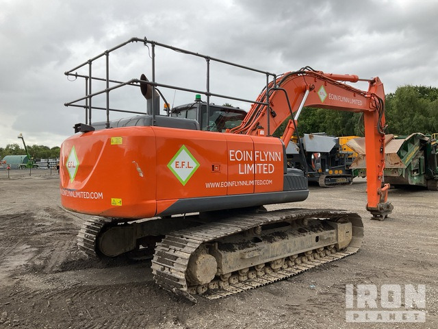 2015 Hitachi ZX210LC-5B Tracked Excavator - Telakaivukone: kuva 2015 Hitachi ZX210LC-5B Tracked Excavator - Telakaivukone 2015 Hitachi ZX210LC-5B Tracked Excavator - Telakaivukone: kuva 2015 Hitachi ZX210LC-5B Tracked Excavator - Telakaivukone