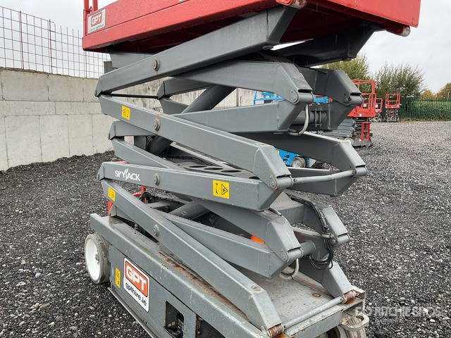 2015 Skyjack SJ 3226 2015 Skyjack SJ3226 Scissor Lift Scissor Lift - Saksilava: kuva 2015 Skyjack SJ 3226 2015 Skyjack SJ3226 Scissor Lift Scissor Lift - Saksilava 2015 Skyjack SJ 3226 2015 Skyjack SJ3226 Scissor Lift Scissor Lift - Saksilava: kuva 2015 Skyjack SJ 3226 2015 Skyjack SJ3226 Scissor Lift Scissor Lift - Saksilava
