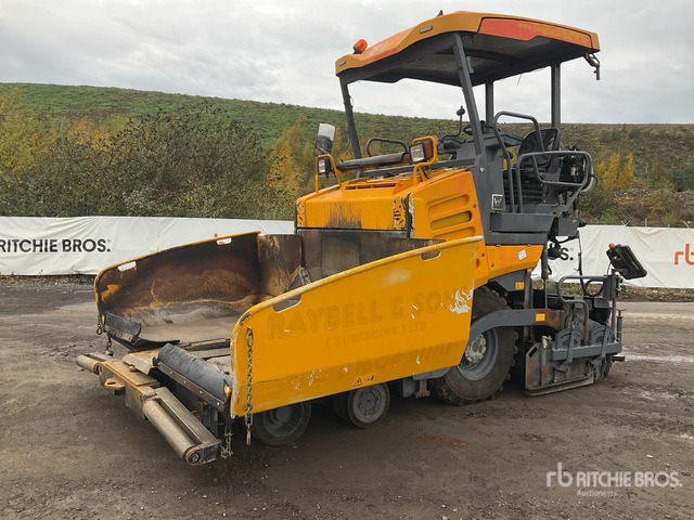 2015 Vogele Super 1303-3i Wheel Asphalt Paver - Asfalttilevittimet: kuva 2015 Vogele Super 1303-3i Wheel Asphalt Paver - Asfalttilevittimet 2015 Vogele Super 1303-3i Wheel Asphalt Paver - Asfalttilevittimet: kuva 2015 Vogele Super 1303-3i Wheel Asphalt Paver - Asfalttilevittimet
