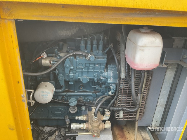 2016 Atlas Copco QAS40 40 kVA Skid-Mounted Generator Set - Sähkögeneraattori: kuva 2016 Atlas Copco QAS40 40 kVA Skid-Mounted Generator Set - Sähkögeneraattori 2016 Atlas Copco QAS40 40 kVA Skid-Mounted Generator Set - Sähkögeneraattori: kuva 2016 Atlas Copco QAS40 40 kVA Skid-Mounted Generator Set - Sähkögeneraattori