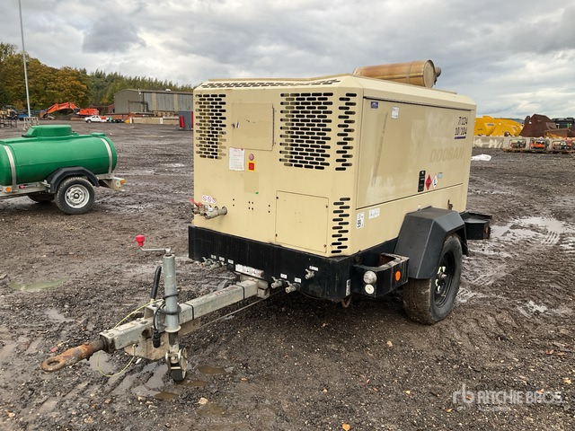 2017 Doosan 7/124-10/104 Mobile Air Compressor - Ilmakompressori: kuva 2017 Doosan 7/124-10/104 Mobile Air Compressor - Ilmakompressori 2017 Doosan 7/124-10/104 Mobile Air Compressor - Ilmakompressori: kuva 2017 Doosan 7/124-10/104 Mobile Air Compressor - Ilmakompressori